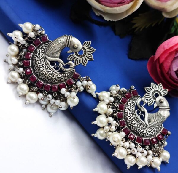Silver Replica Peacock High Quality Dangler Earrings With Pearl Beads
