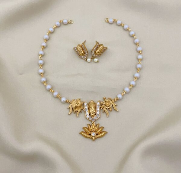 Venkatesha pearl mala set