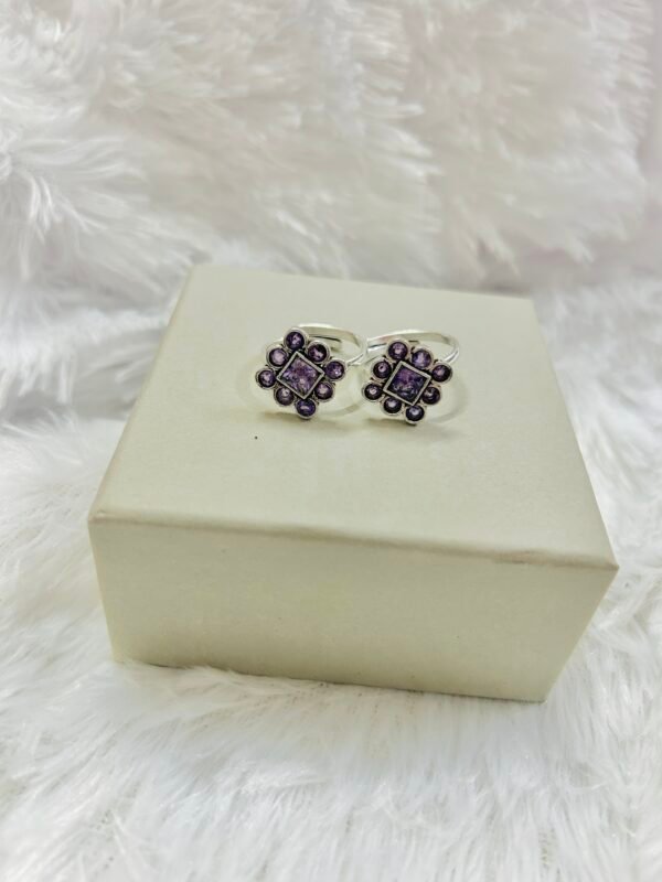 Lavender Stone Gulabi Minchi- Adjustable Toe Ring