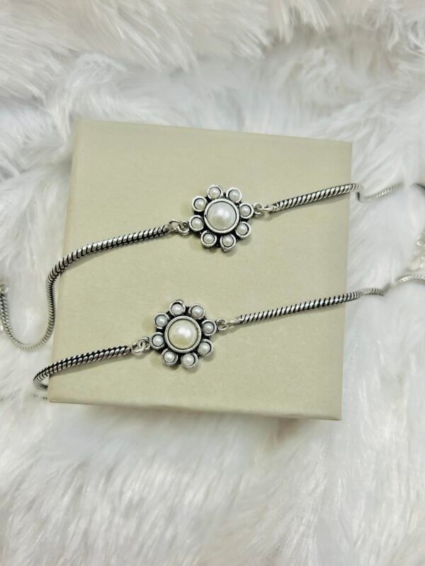 Small Flower Anklets- Pearl Anklet