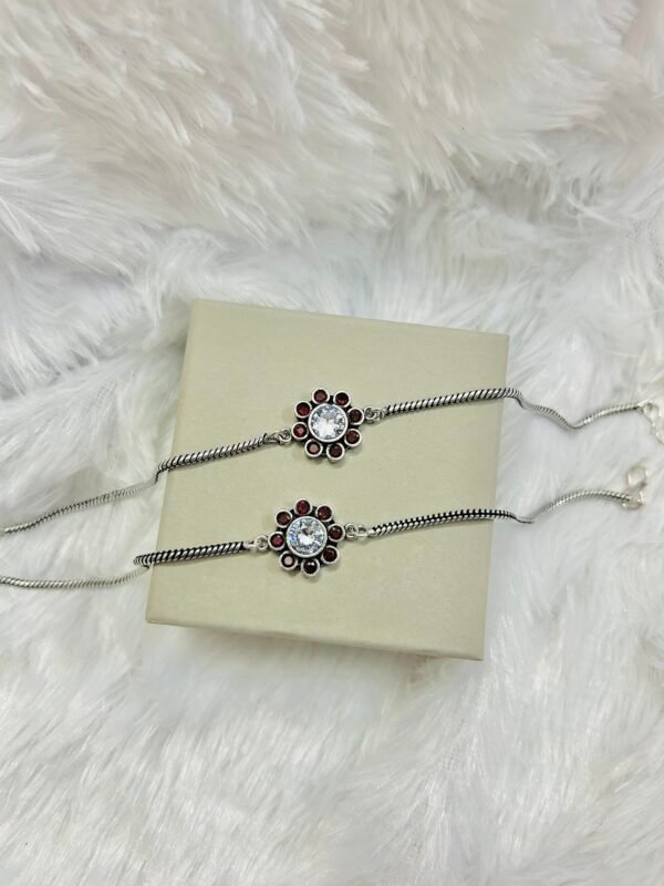 Small Flower Anklets-White & Marron Stone Anklet