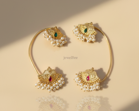 Traditional Rani Earcuff with clustered pearls