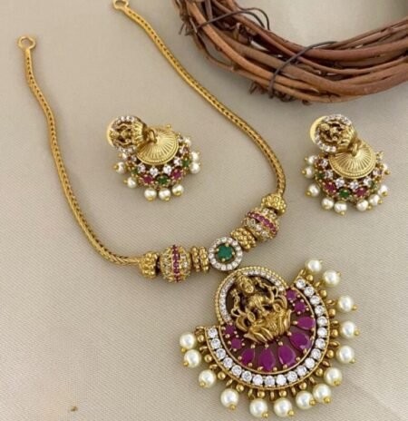 Traditional Lekshmi Devi Addigai Set