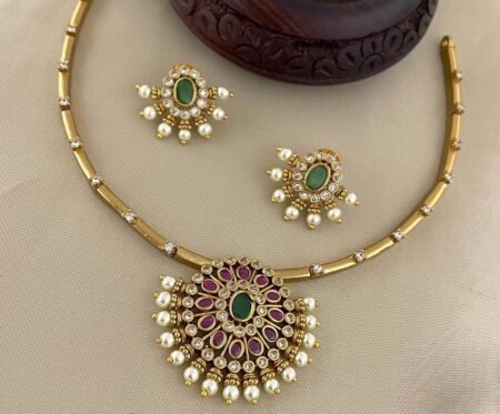 Traditional Hasli Pendant Choker set