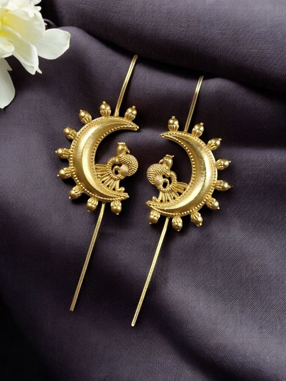 Chandra Mukhi Gold Plated Earcuf - Image 2