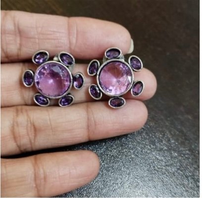 YAMINI Stone Earrings