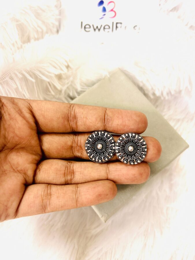 Oxidized Surabhi Toe Ring (MINCHI)