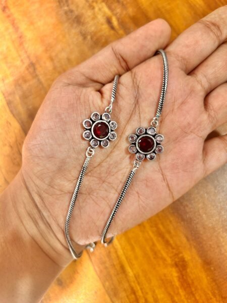 Small Flower Anklets- Maroon & White Stone Anklet
