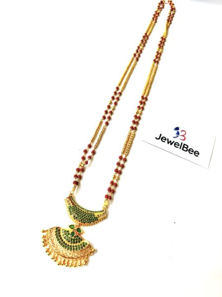 Green Stone locket with red beaded chain Haram 30 inches
