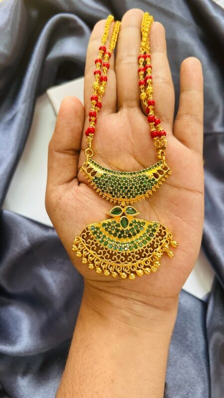 Green Stone locket with red beaded chain Haram 30 inches