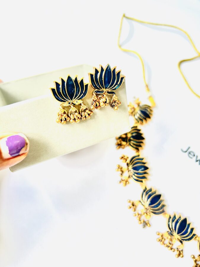 Neela Thamara Lotus Choker Set - Image 2