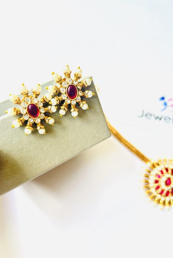 Royal pendant choker - Image 3