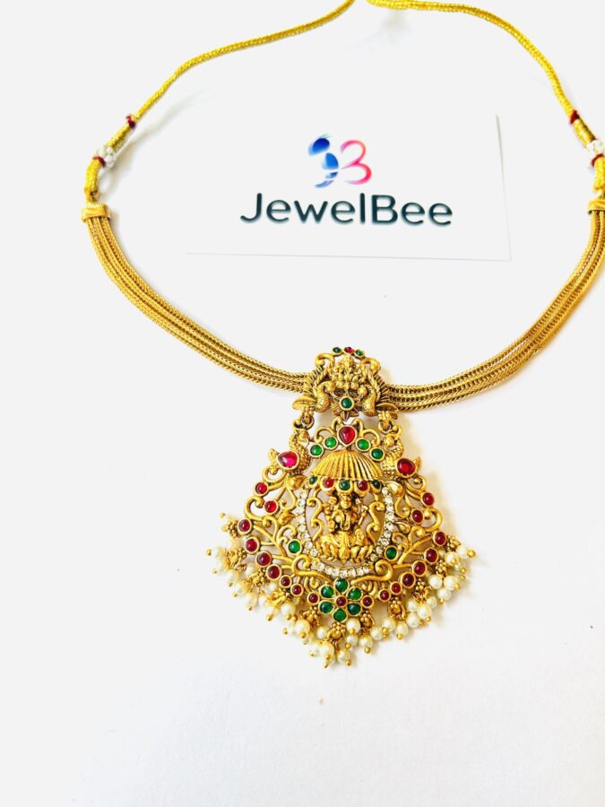 Lekshmi Devi Choker Set with pearls - Image 2