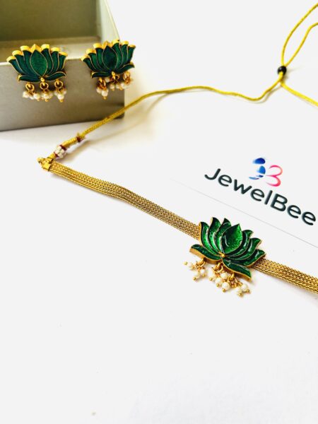 Premium Enamel Lotus Choker
