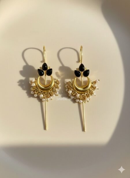 Chandini Pearl Filled Earcuff