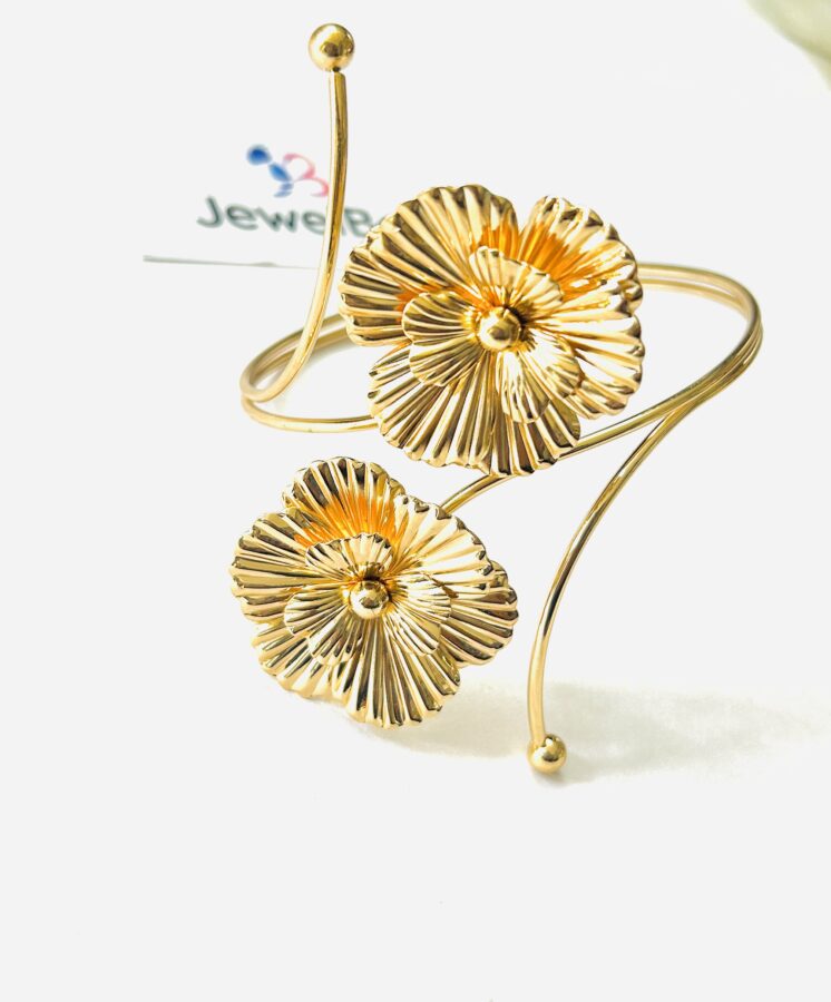 18k Gold Plated Anti tarnish Flower Hand Cuff