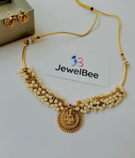 Premium Clustered pearls and beads saubhagya necklace set