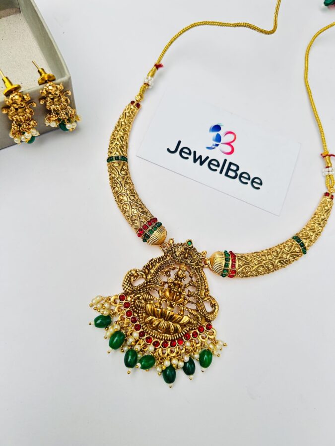 Lekshmi Devi Hasli pattern Choker Set with Green beads