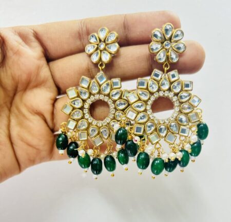 Handmade Kunda Stone Light Weight Earrings - GREEN