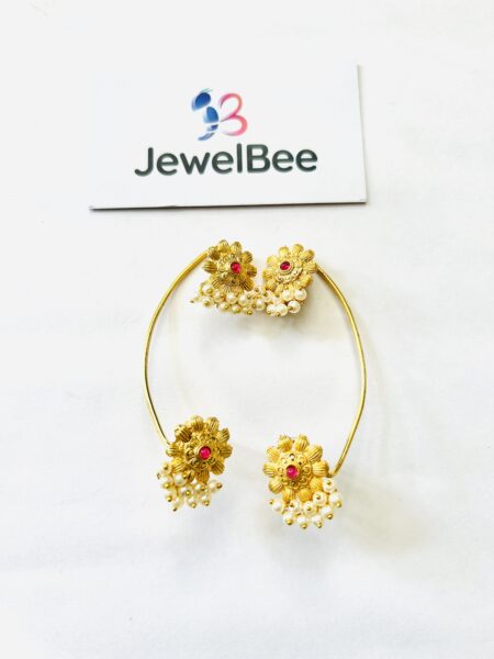 Traditional Mallika Earcuff with clustered pearl